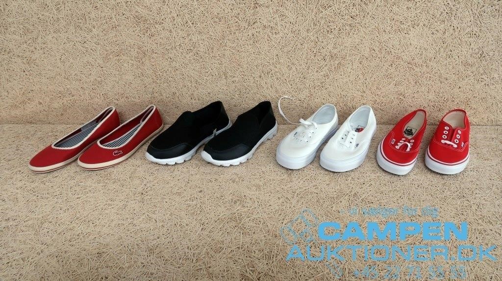 Spiritus Stillehavsøer Ufrugtbar 3 par Vans sko, 1 par Lacose & 1 par Flex Foam | Campen Auktioner A/S