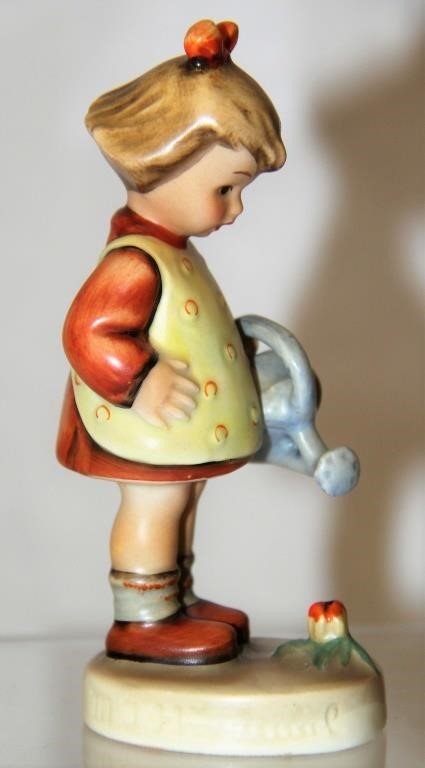 Figurine Girl w Watering | Al's Auction