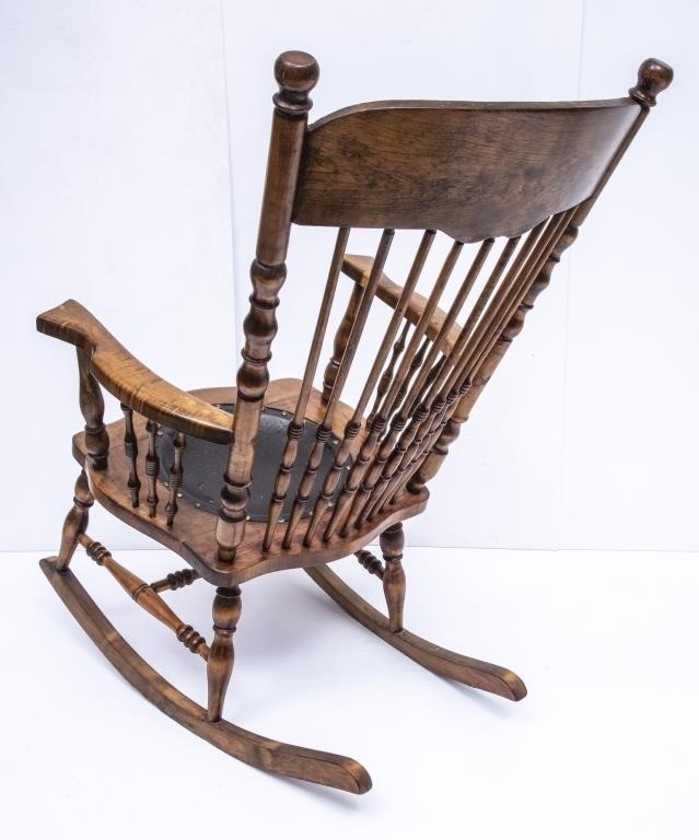 Antique Wooden Rocking Chair W Round, Antique Wooden Rocking Chair With Leather Seat