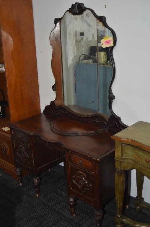 1920s Walnut Vanity With Mirror Crows, 1920s Vanity With Mirror
