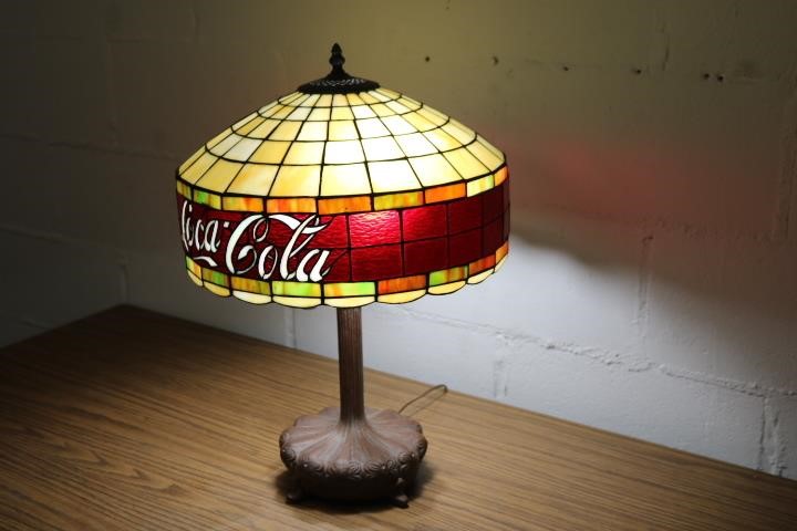 Style Stained Glass Coca Cola, Coca Cola Stained Glass Table Lamp