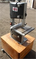 Lot # 5021.  Craftsman 10' Band Saw.   Absentee bidding available on this item.  Click catalog tab for more information.