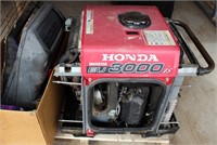 Honda 3000 Generator, needs work.