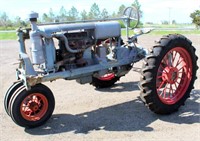 Lot- 4008 Farmall Regular Tractor/Restoration Project