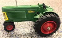 1/16th Scale:  Oliver 66 Row Crop