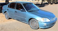 Lot 5032 - 2000 Honda Civic Car - Absentee bidding available on this item.  Click catalog tab for more pics, video & info.
