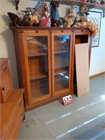 Vintage China/Display Cabinet